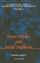 Mass Media & Social Problems - D. Howitt;  Michael Argyle